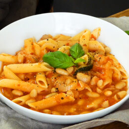 Vegetarisk one-pot-pasta med italienska smaker